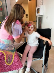 FP2 1752469376 Face Painting